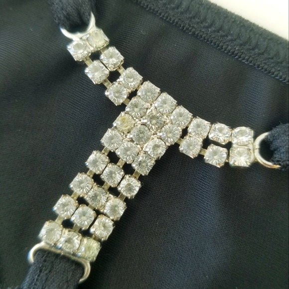 Victoria's Secret Vintage Very Sexy Rhinestone Crystal Element Thong Panty NWT - Picture 7 of 13